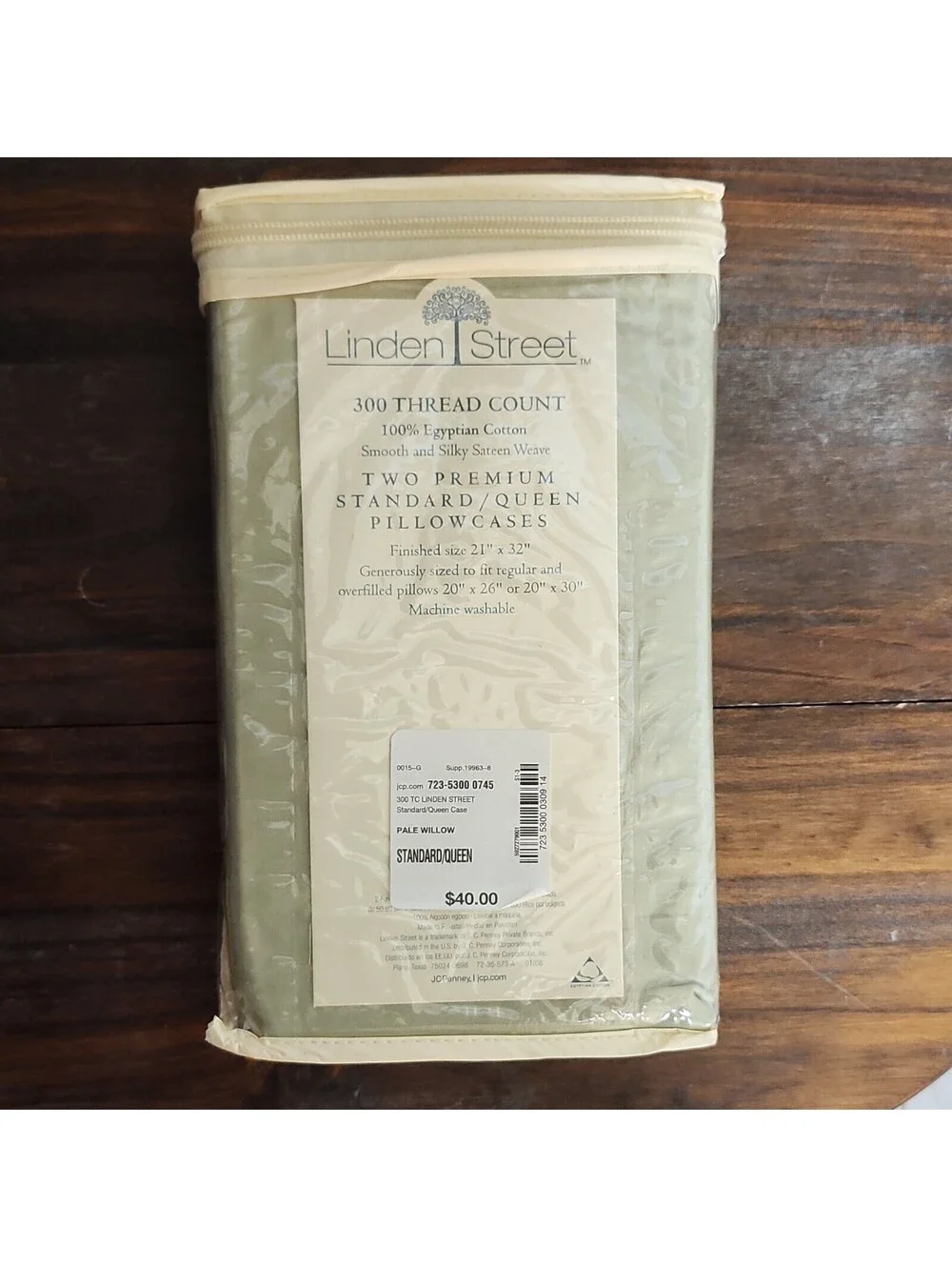 Linden Street 300 Thread Count 100% Egyptian Cotton Pillowcases 21x32 Green